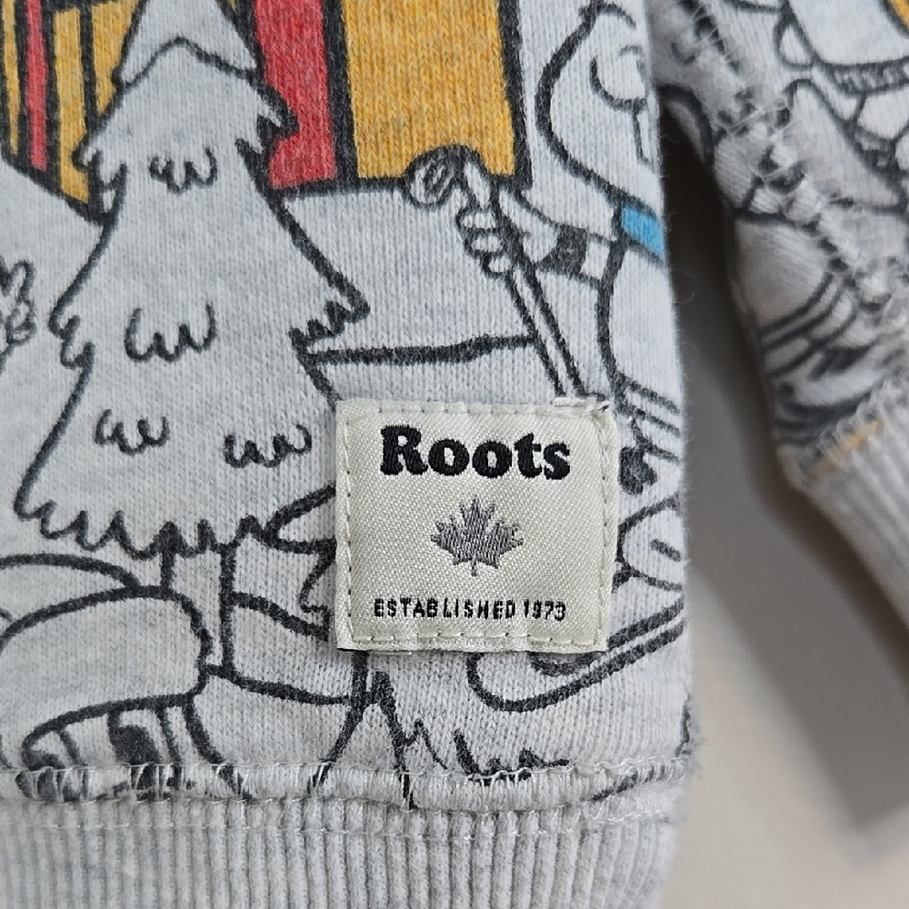 🇨🇦 Roots Kids Gray Cartoon Beaver Winter Sweatshirt, Size T3 ~ EUC - Picture 3 of 8